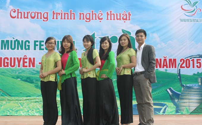 Người đẹp xứ trà vct